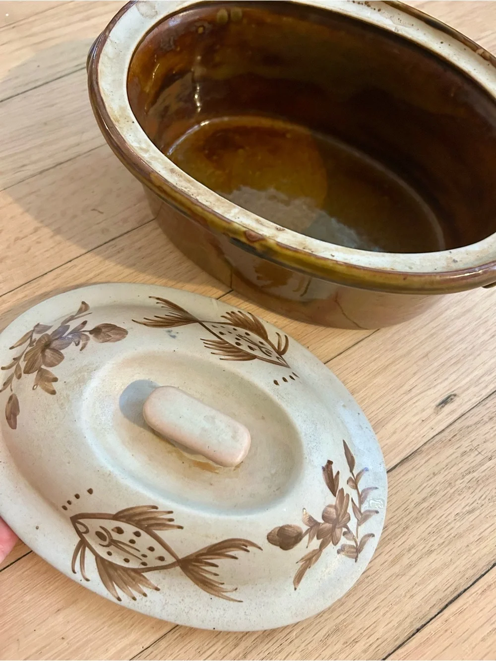 Hand-Painted Cream & Brown Vintage Stoneware Casserole Dish